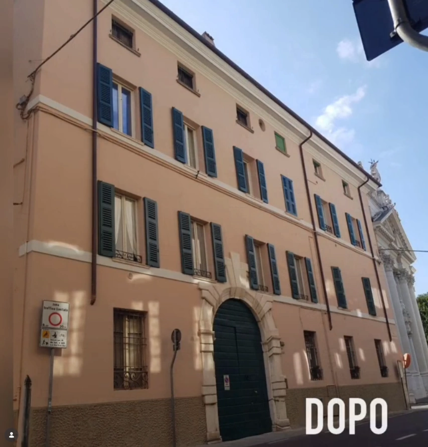 Ristrutturazione facciata condominio con ponteggio - Serventi Brescia